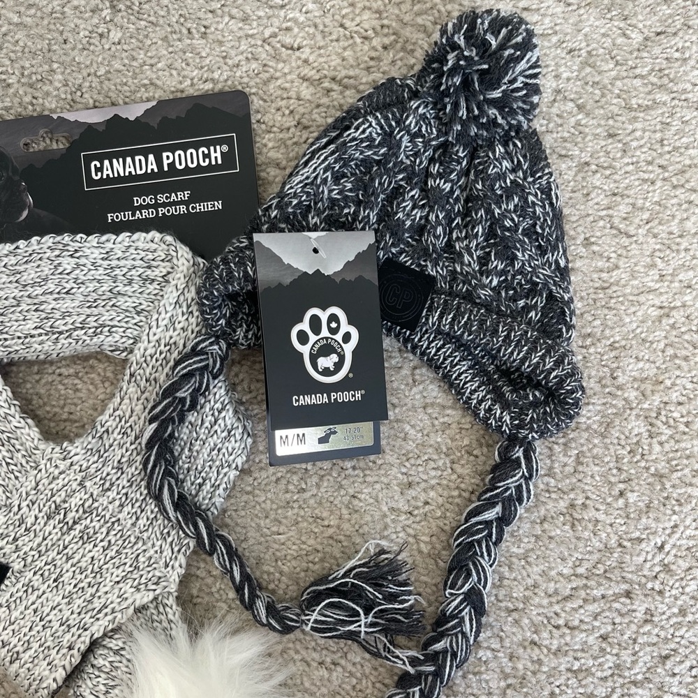 Canada Pooch Scarf & Hat - Picture 3 of 8